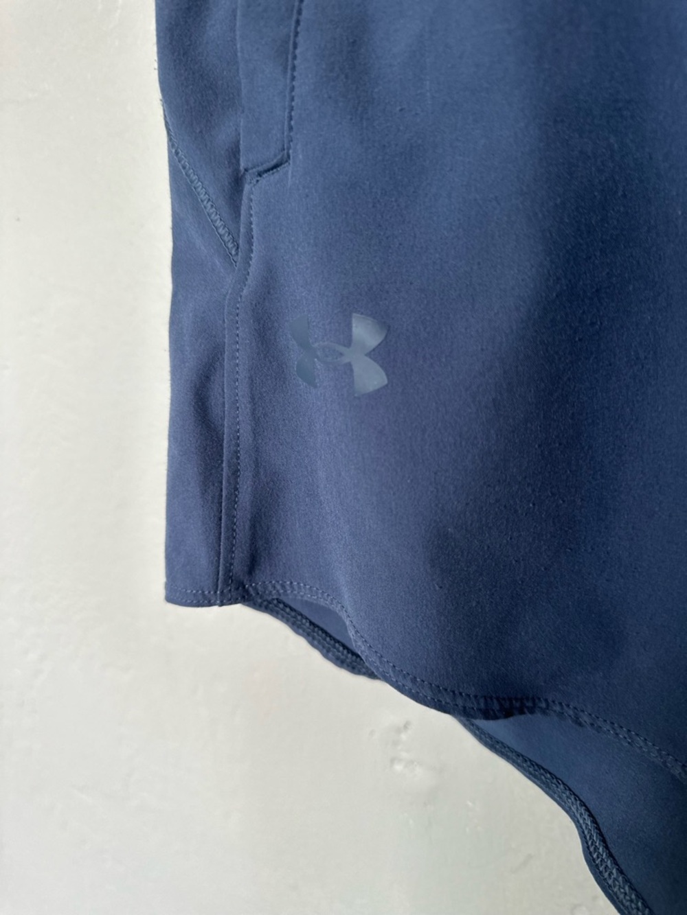 Under Armour Vanish 3" Navy Blue Women's Athletic Shorts - Picture 7 of 9